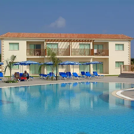 Tsokkos Paradise Village 4*