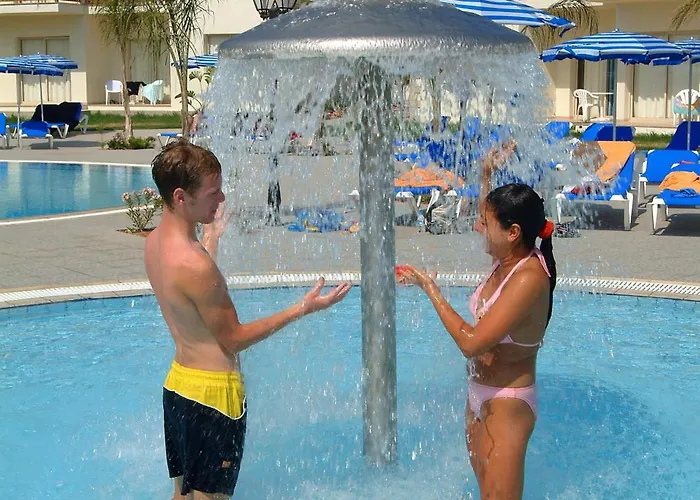 Resort Tsokkos Paradise Village