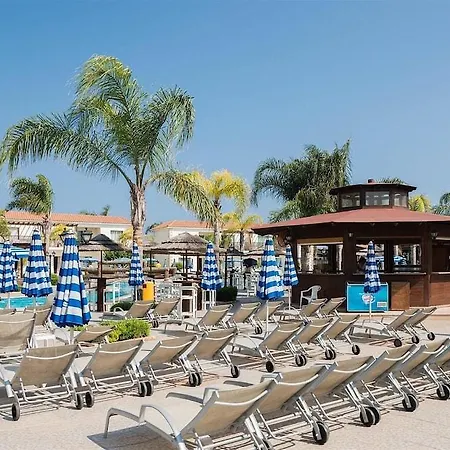 Tsokkos Paradise Village