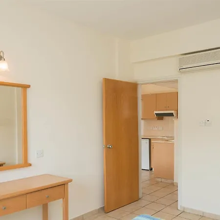 Tsokkos Paradise Village アヤナパ