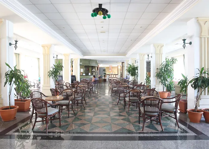 Tsokkos Paradise Village Resort