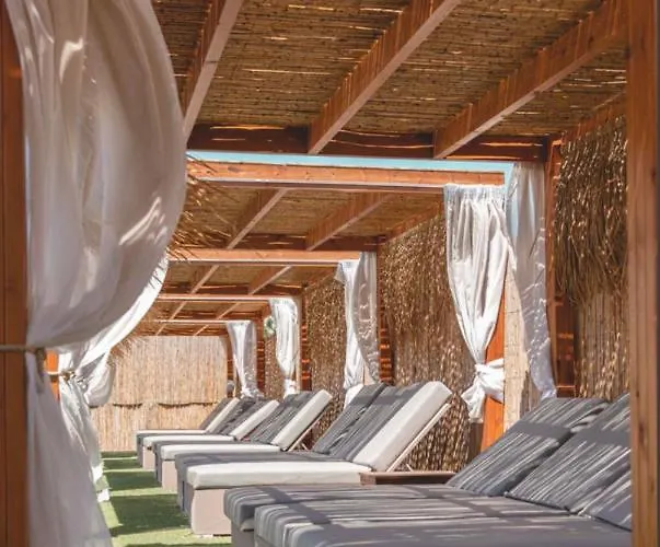 Rezort Tsokkos Paradise Village