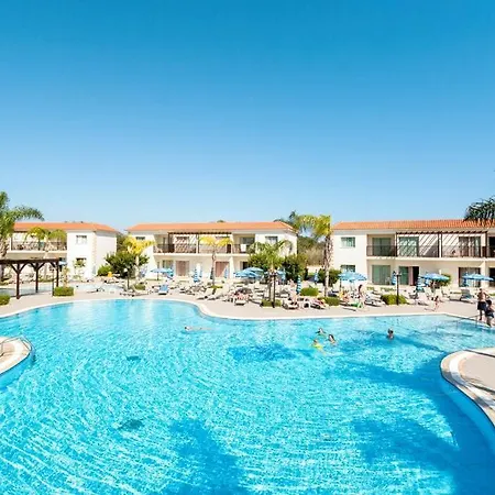 Tsokkos Paradise Village Semesteranläggning (resort)