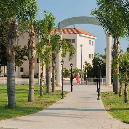 Tsokkos Paradise Village 4*