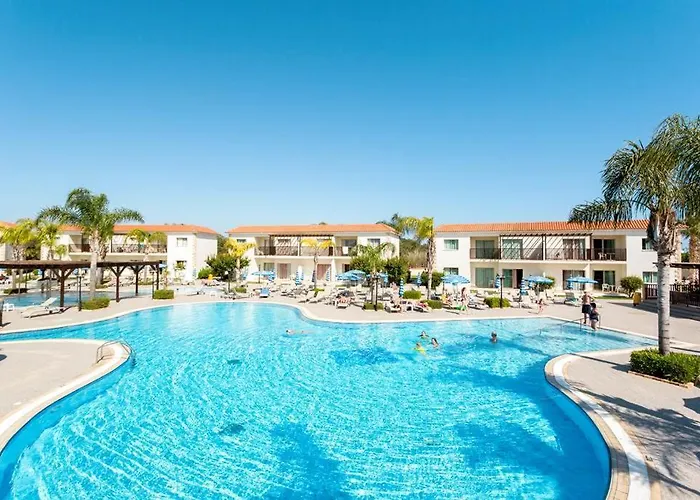 Tsokkos Paradise Village Semesteranläggning (resort)