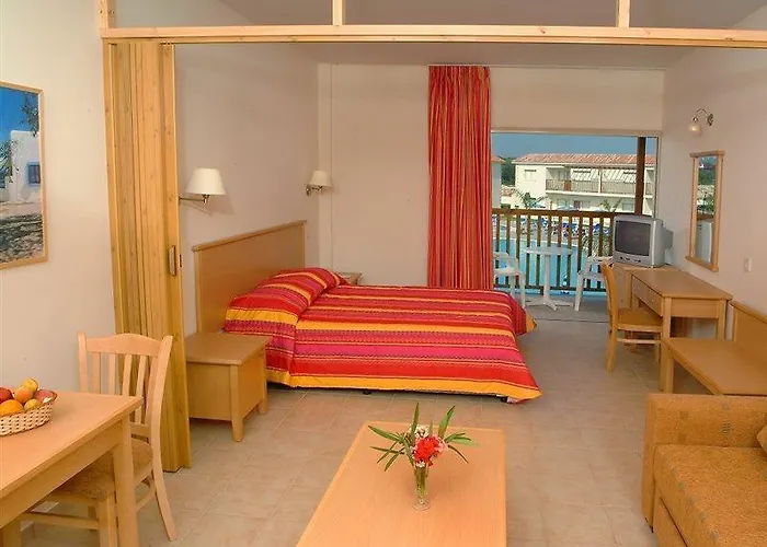 Semesteranläggning (resort) Tsokkos Paradise Village Ayia Napa